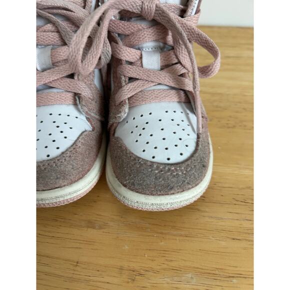 Nike Air Jordan 1 Retro High Sneakers OG Washed Pink - Size 6C Toddler - Picture 5 of 12